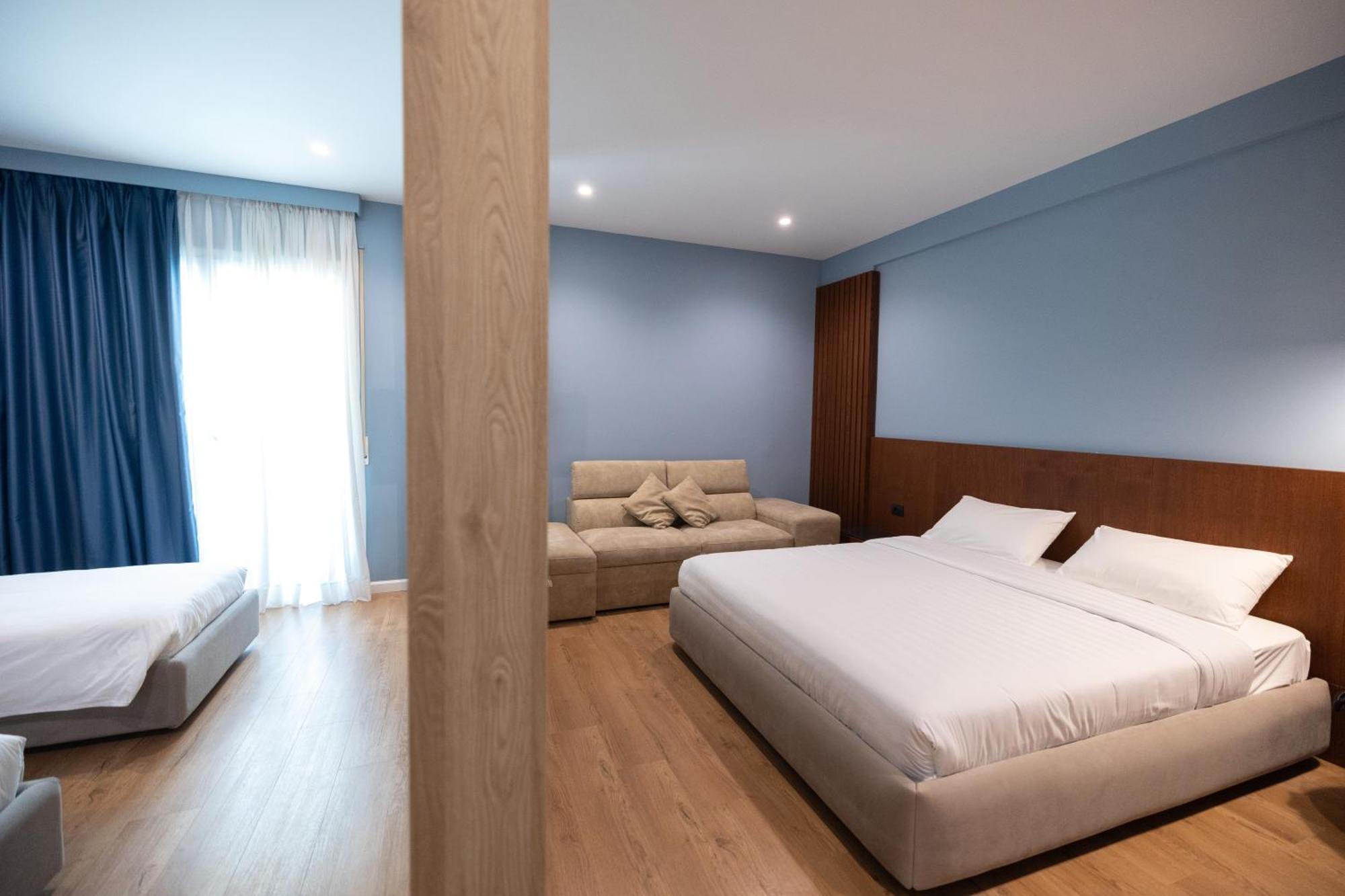Duka Hotel Vlore Luaran gambar