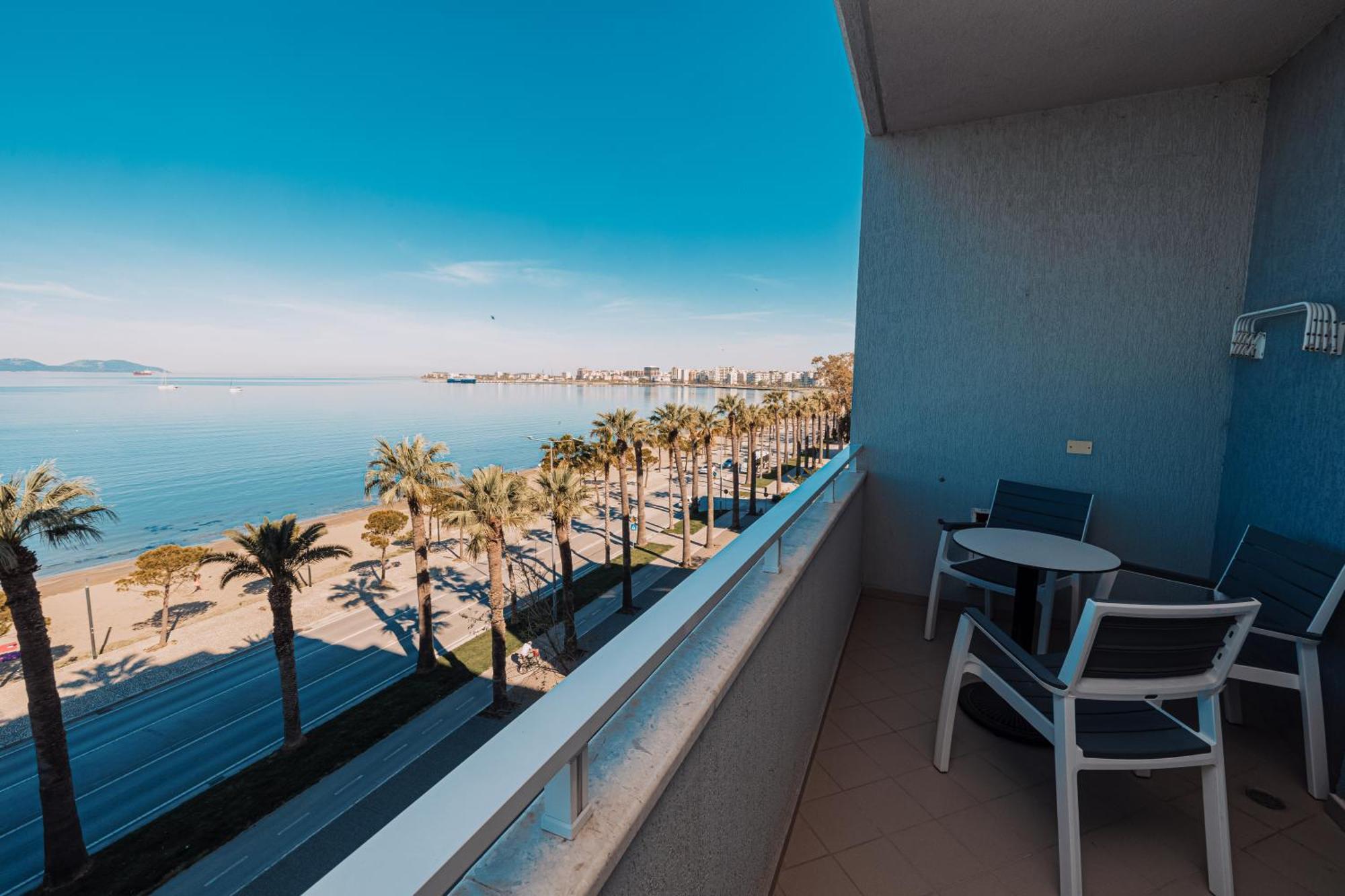 Duka Hotel Vlore Luaran gambar