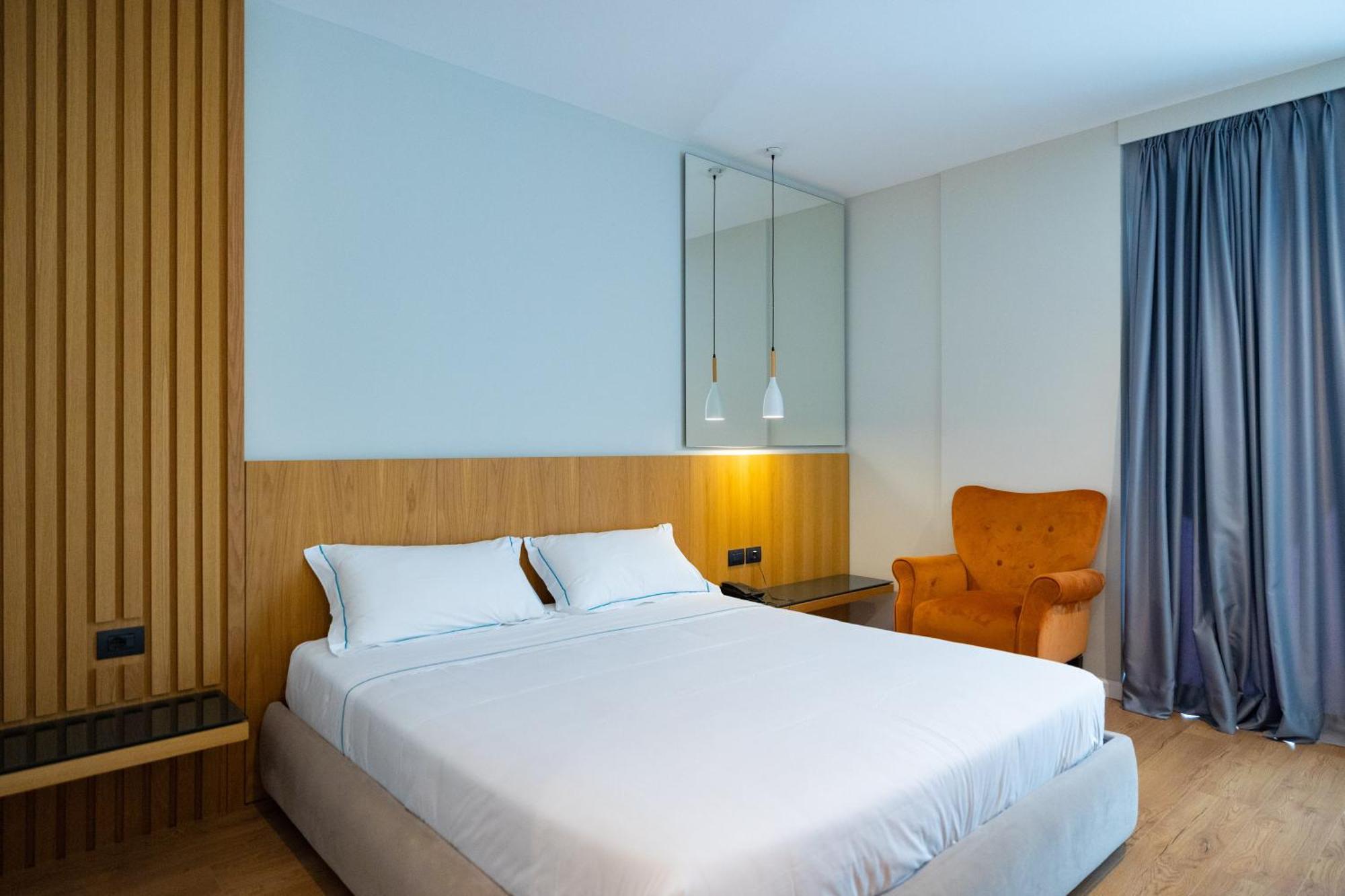 Duka Hotel Vlore Luaran gambar