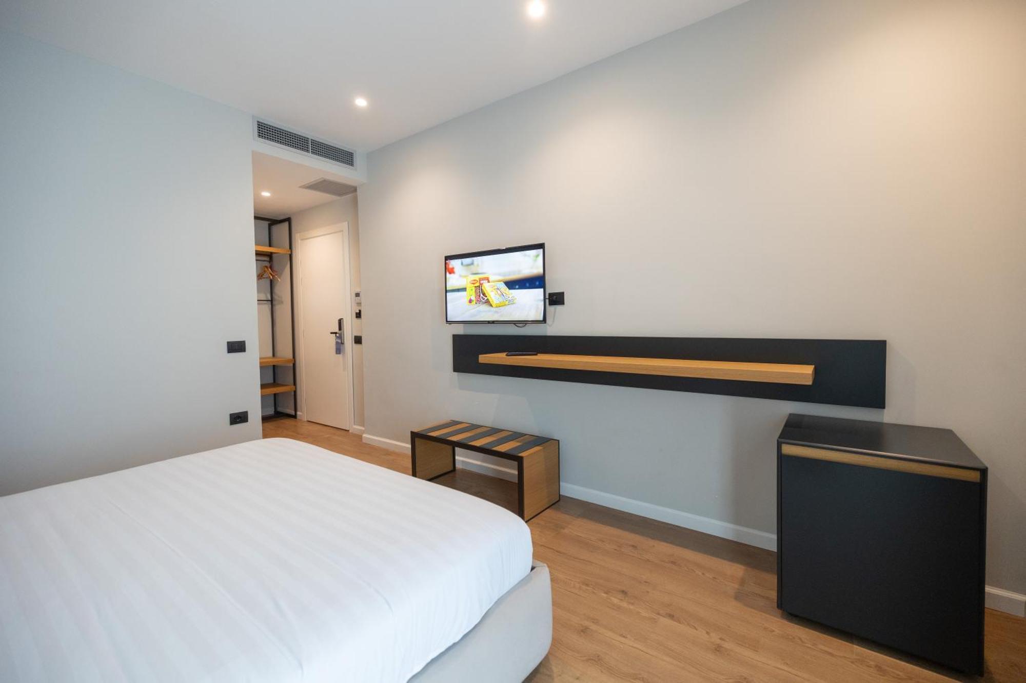 Duka Hotel Vlore Luaran gambar