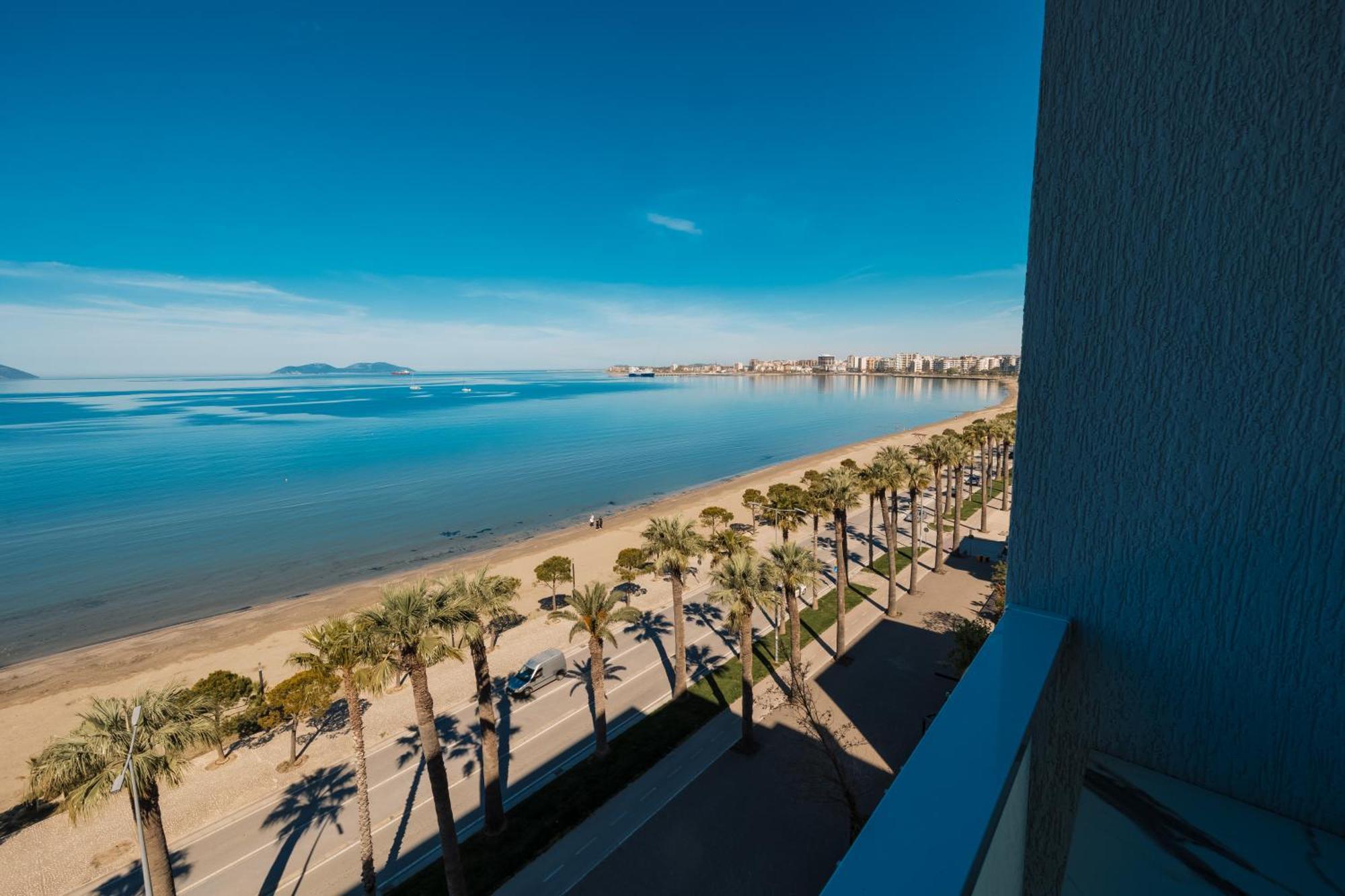 Duka Hotel Vlore Luaran gambar