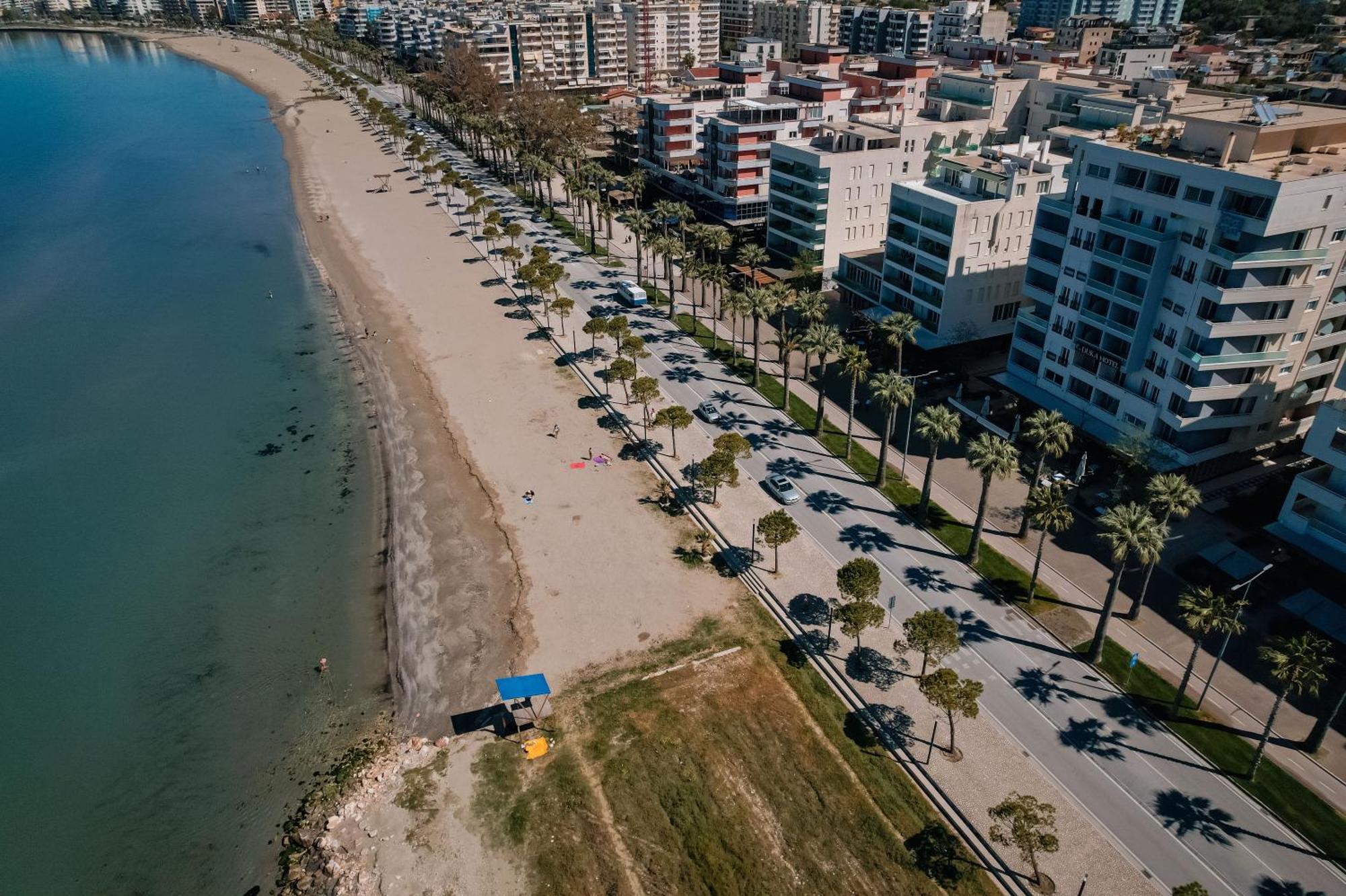 Duka Hotel Vlore Luaran gambar